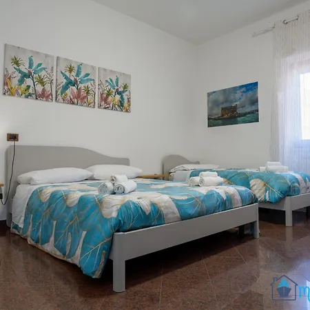 Semesterbostad Maison Du Port